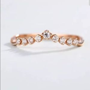 Women’s gold ring size 8